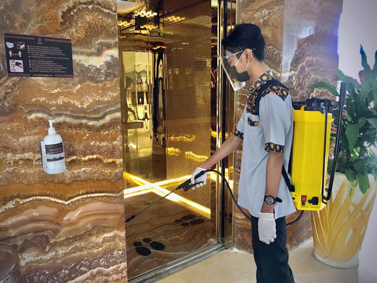 Kj Hotel יוגיאקרטה מראה חיצוני תמונה